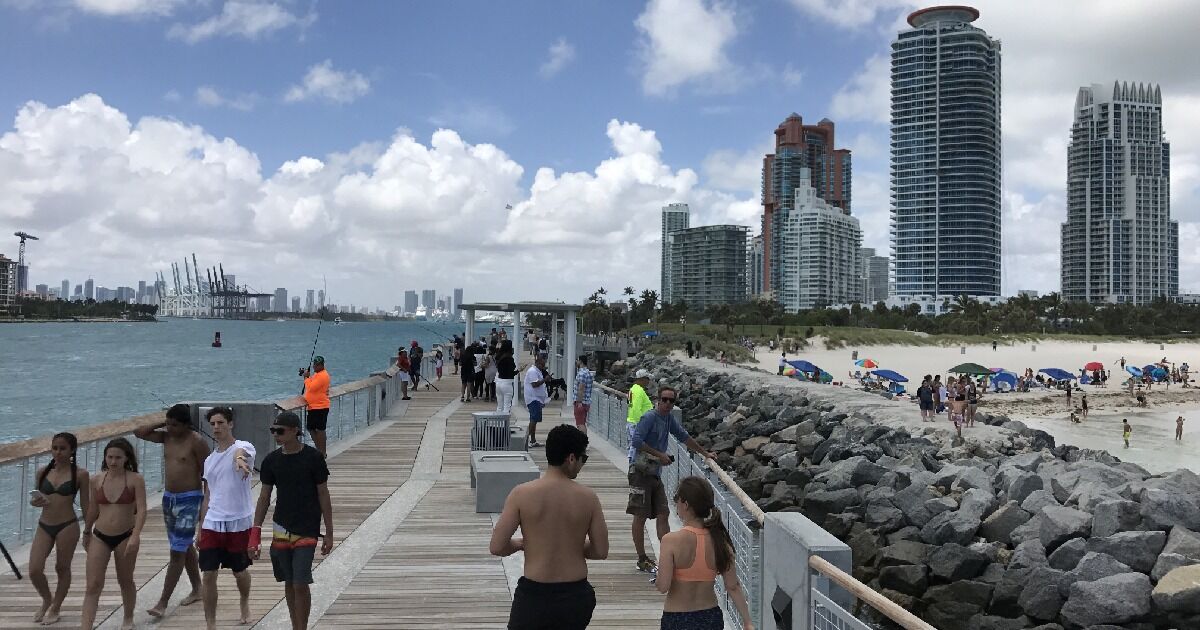 Florida superó a Nueva York como el estado estadounidense más visitado por viajeros internacionales en 2025
