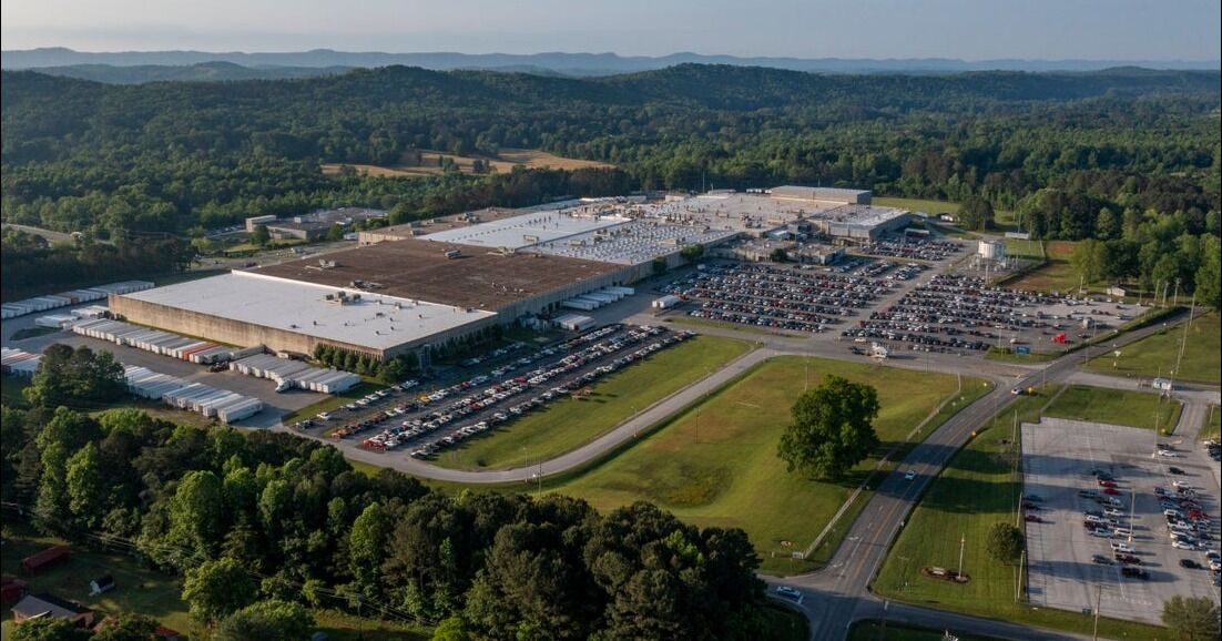 GE Appliances anuncia una inversión histórica de 3.000 millones de dólares para expandir su producción en EE. UU.