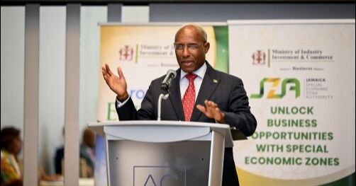 El Ministro Hill promociona a Jamaica como un destino principal para los negocios y la inversión