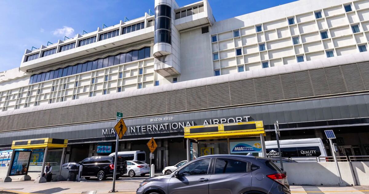 MIA clasificado como uno de los mejores aeropuertos de EE. UU. para viajeros de negocios
