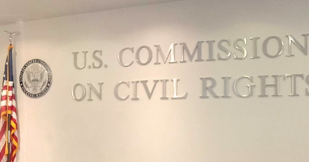 Acceso lingüístico para personas con dominio limitado del inglés, Comisión de Derechos Civiles de los EEUU