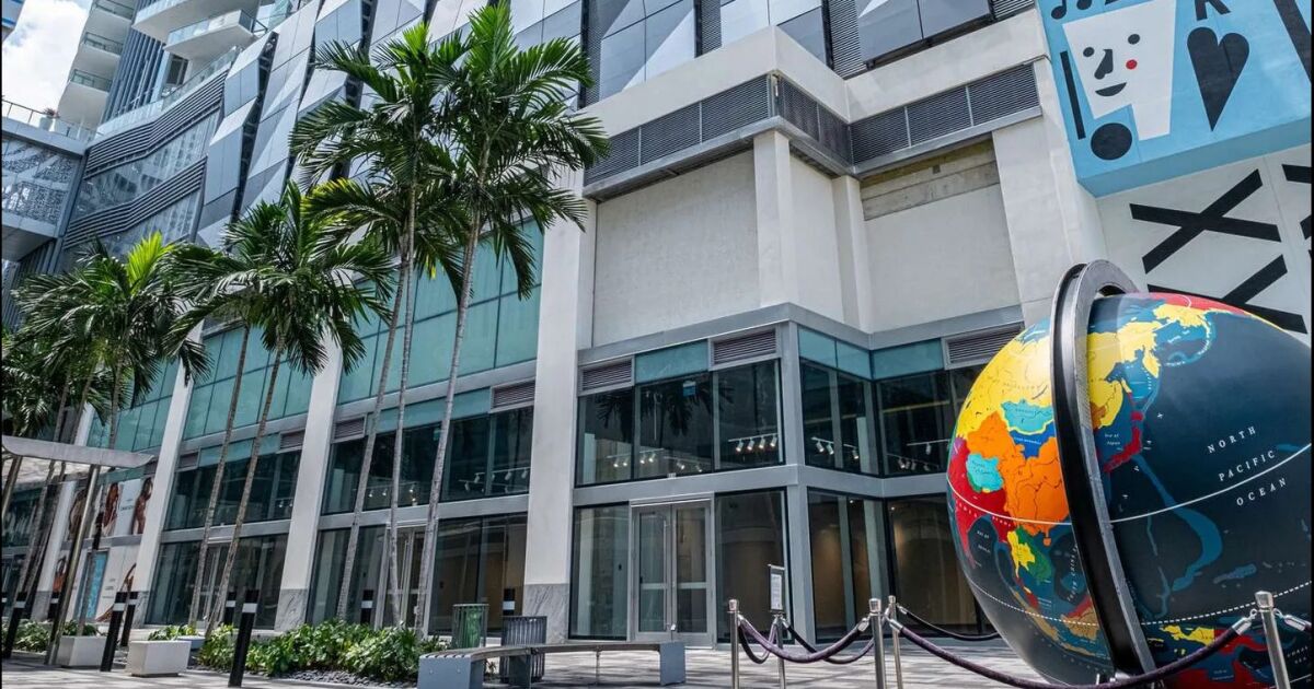 Timeluxe abre oficialmente en Miami Worldcenter