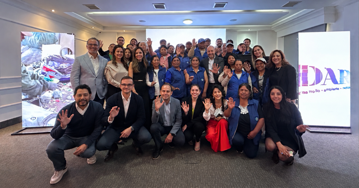 En el Día Mundial del Reciclaje, Arca Continental Ecuador y RENAREC fortalecen el reciclaje inclusivo con el programa DAR
