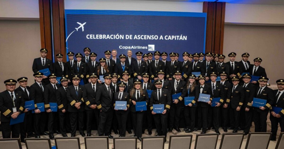 Copa Airlines promueve a 52 primeros oficiales al rango de capitán en su flota Boeing 737