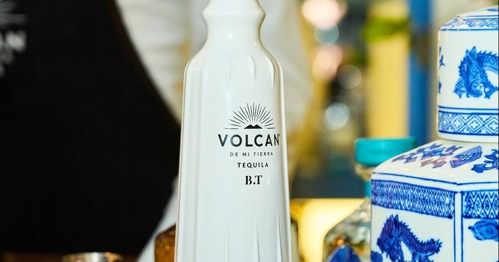 Descubre el nuevo tequila de Casa Brugal: “Volcán de mi Tierra Blanco Tahona”