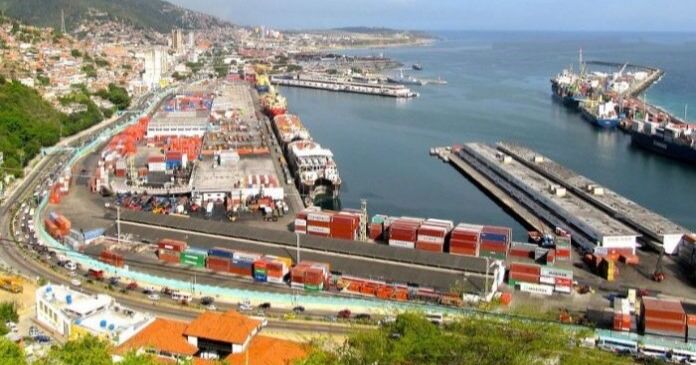 Sector privado solicita fortalecer la cooperación con el sector público para optimizar la eficiencia portuaria y aduanera