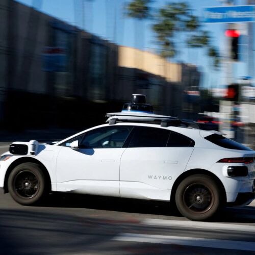 Waymo se dirige a la autopista y Miami es bienvenido a viajar