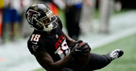 Jaguars apuestan a Calvin Ridley de Falcons, suspendido por la NFL por toda la temporada