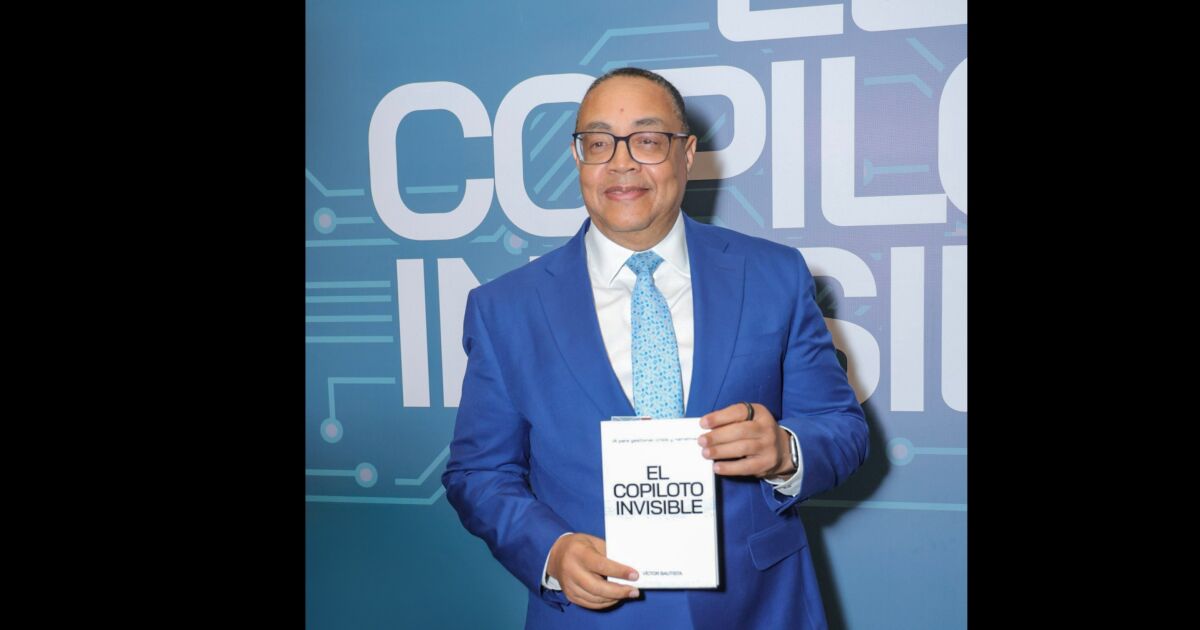 Víctor Bautista publica libro sobre inteligencia artificial y comunicación
