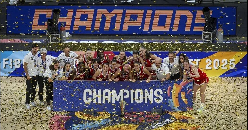 Así fue la fiesta de España tras arrasar a Lituania en la final del Eurobasket Sub-20 femenino