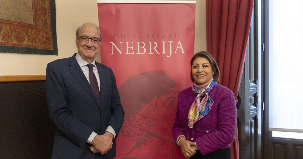 Convenio entre la Universidad Nebrija y la Embajada de Ecuador en España