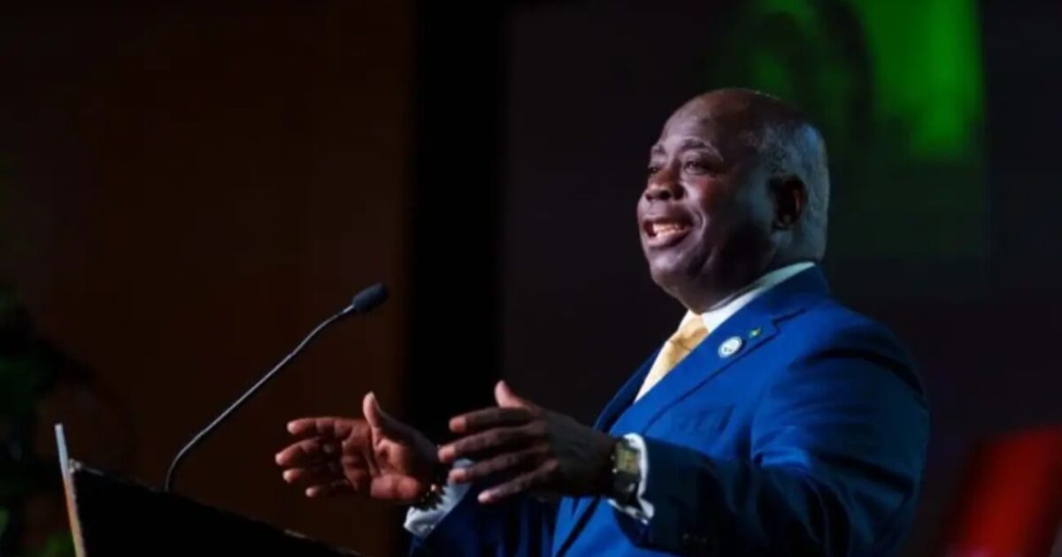 Primer Ministro Davis y el PLP fueron reelegidos en una aplastante victoria electoral en Bahamas