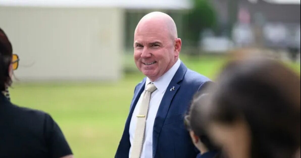 Miami-Dade prueba tecnología que transforma desechos verdes en biocarbón