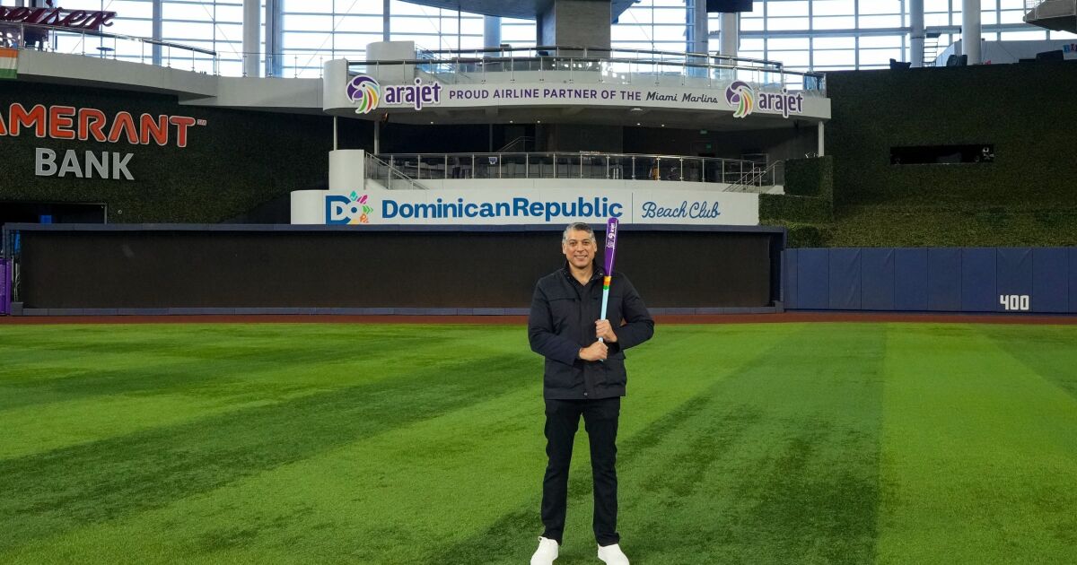 Arajet consolida alianza con Miami Marlins para fortalecer proyección internacional de RD en Estados Unidos