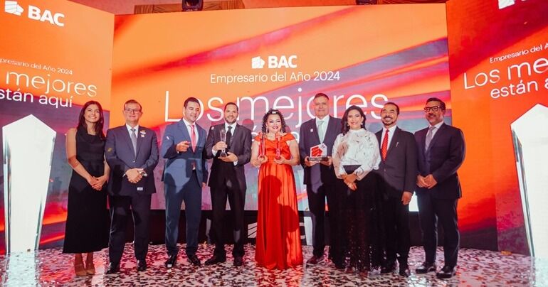 BAC reconoce el talento y el impacto positivo de empresarios salvadoreños con el galardón Empresario del año”