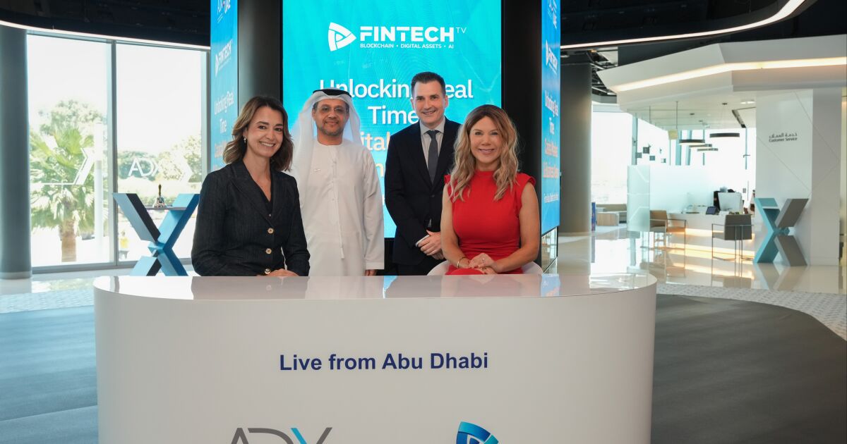 La Bolsa de Valores de Abu Dhabi y FINTECH.TV lanzan el primer estudio global de noticias financieras de la región MENA dentro de una bolsa de valores