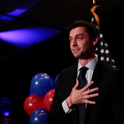 Promulgan ley de Ossoff contra la explotación de niños en línea