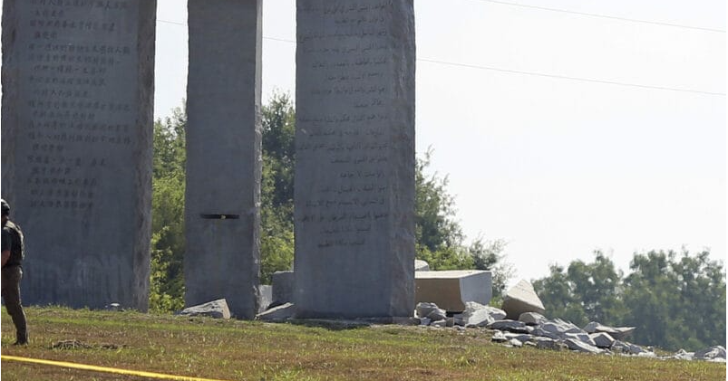 Un misterioso monumento en Georgia fue demolido luego de una explosión