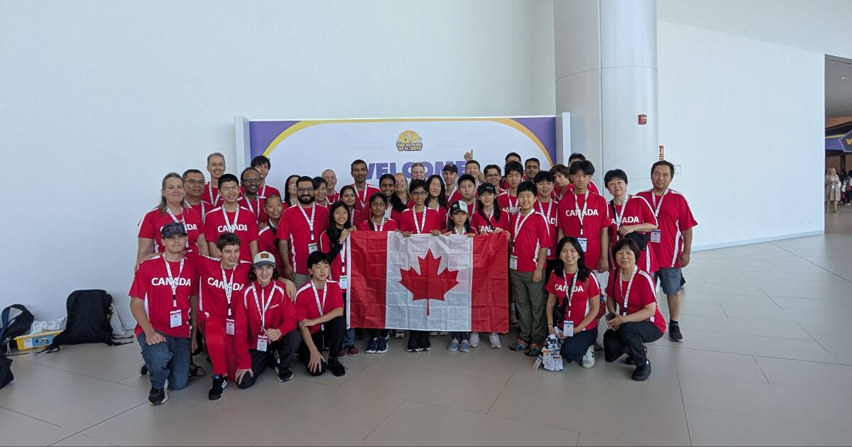 Equipos de robótica Zebra representan a Canadá en las Olimpiadas Mundiales de Robótica en tres continentes