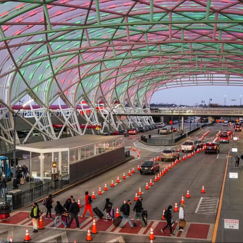 Viajes aéreos podrían alcanzar cifras récord durante el Día del Trabajo