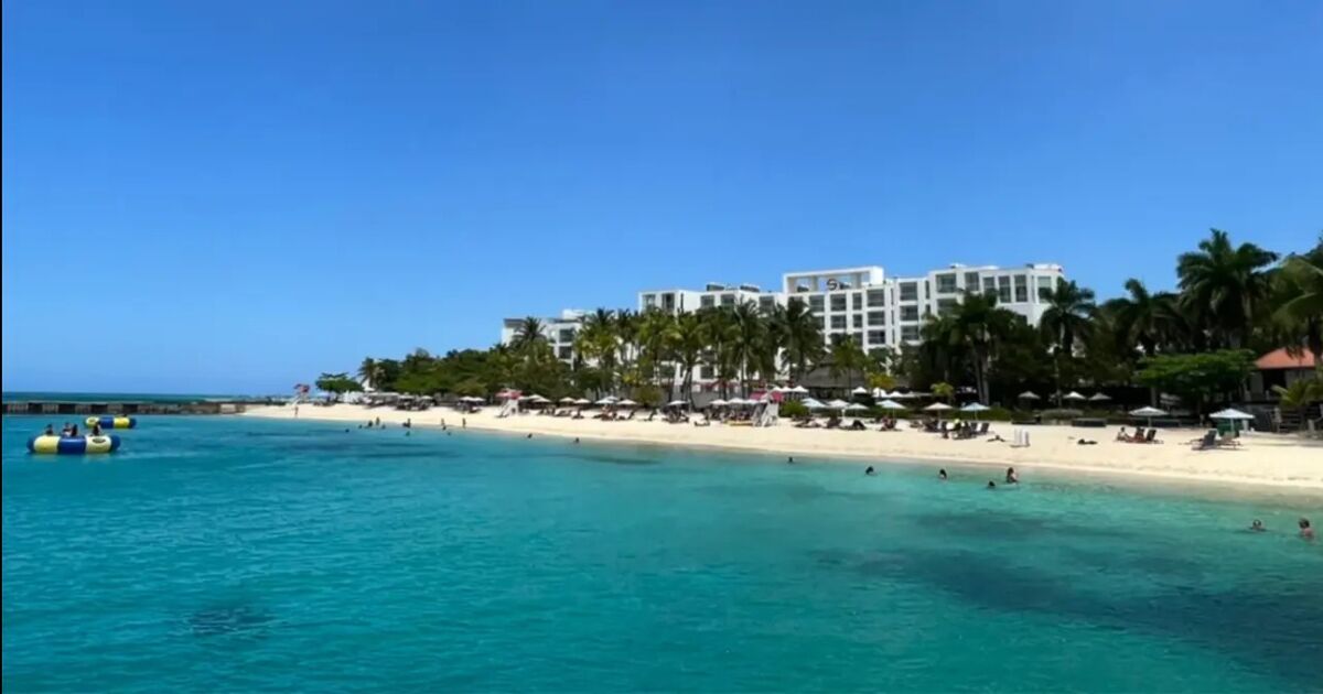 Breeze Airways agrega sus primeros vuelos a Cancún, Montego Bay y Punta Cana
