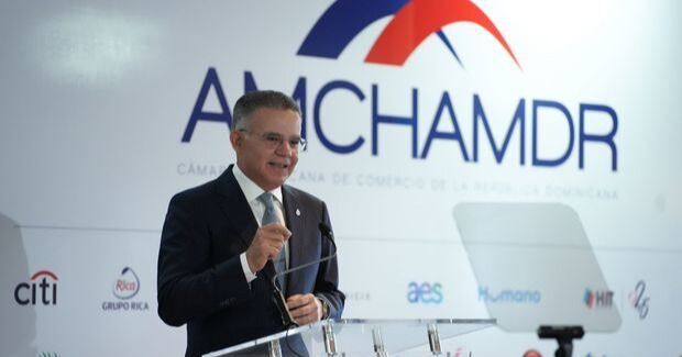 Pedro Brache resalta la importancia de la calidad y marca en la competitividad empresarial en AMCHAMDR