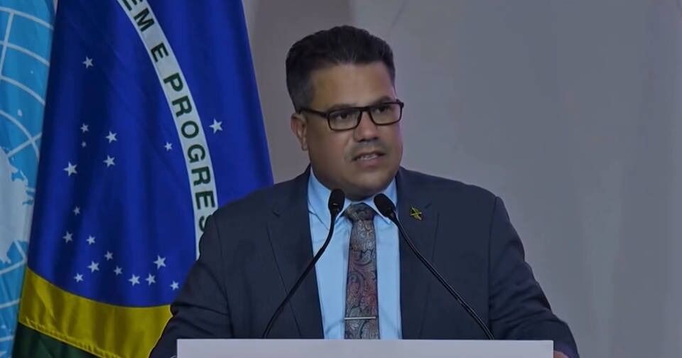 Jamaica lidera el llamado de las naciones insulares a la acción urgente en la Cumbre del Clima COP30