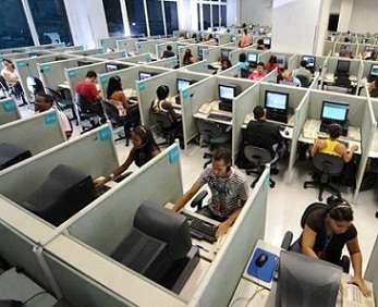 Más de 20 mil empleos generan a la economía dominicana los Call Centers