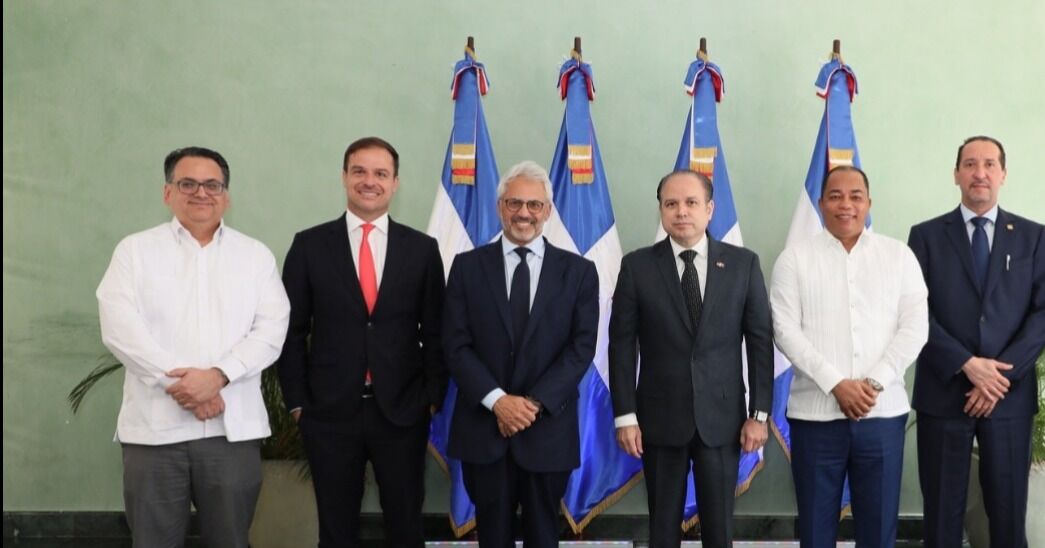 RD y Bladex firman declaración para negociar acuerdo que establecerá oficina regional en el país