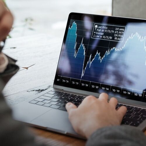 Ganancias Mixtas y Expectativas Políticas: Claves del Tercer Trimestre 2024