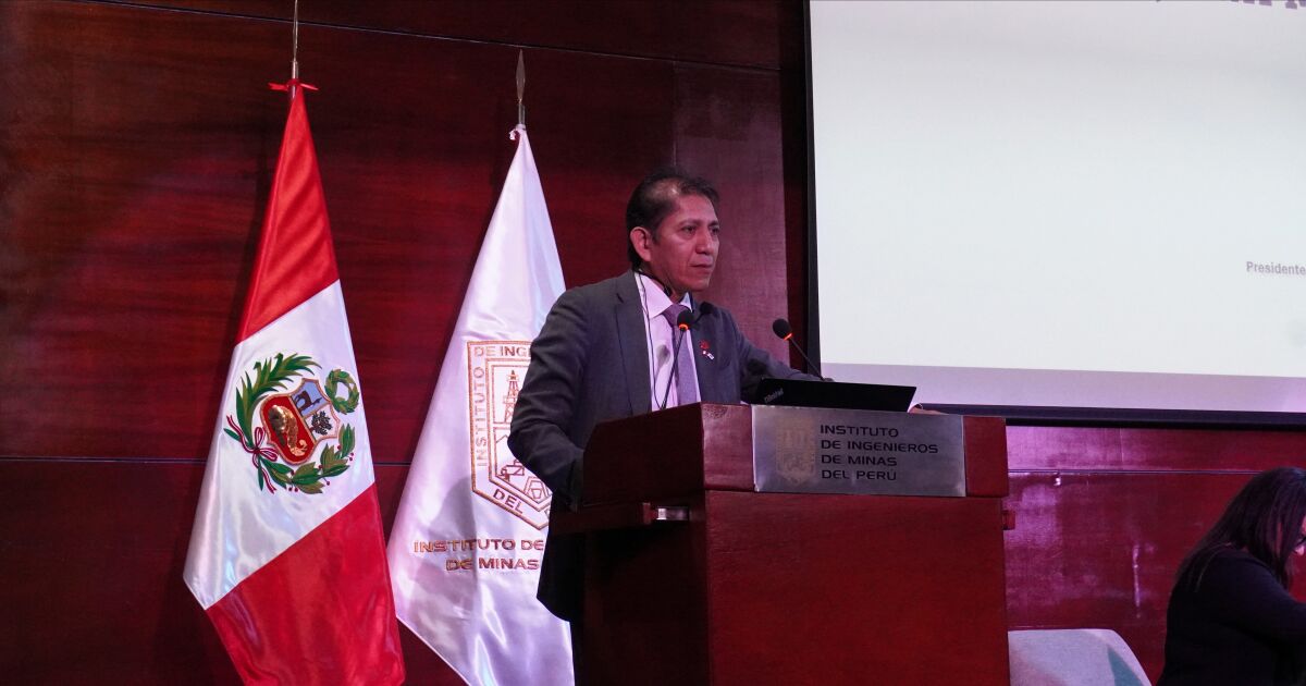 Perú podría alcanzar US$ 7,000 millones en inversión minera si mejora su institucionalidad, advierte el CIP