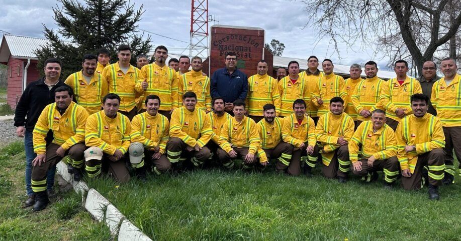 CONAF Ñuble inicia capacitación de primeros brigadistas forestales para la temporada 2025-2026
