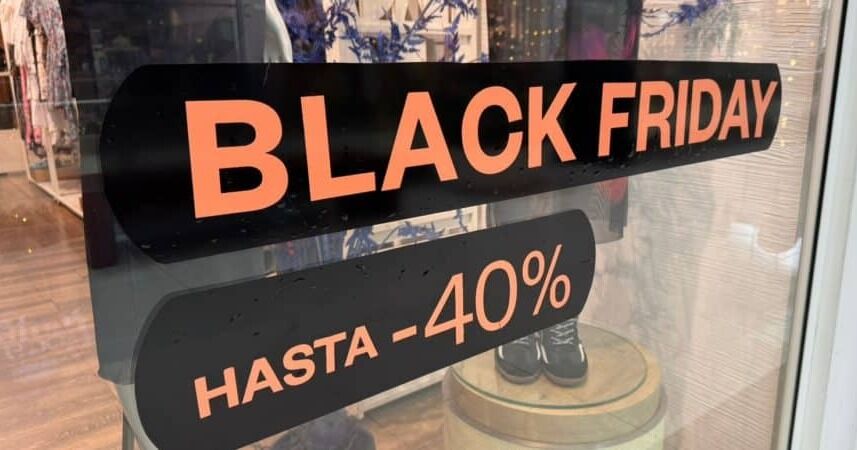 Sector comercial espera 5% más de ventas y 12.000 empleos temporales para Viernes Negro y Navidad 2025