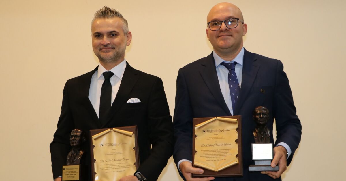 Entregan galardón a ganadores de Premios Nacionales de Ciencia y Tecnología