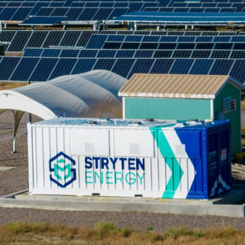 Stryten Energy abre un laboratorio de pruebas de baterías de última generación y ampliado
