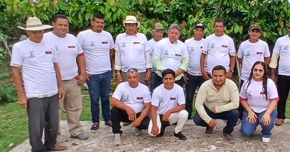 El Plan Cacao de Nestlé Ecuador celebra 10 años de formación para elevar la productividad y competitividad del cacao ecuatoriano mediante sus Escuelas de Agroemprendimiento