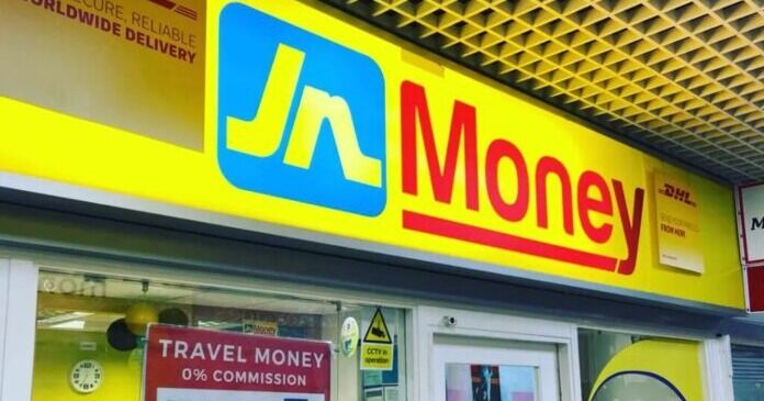 JN Money reabre sucursales en el oeste de Jamaica tras el huracán Melissa