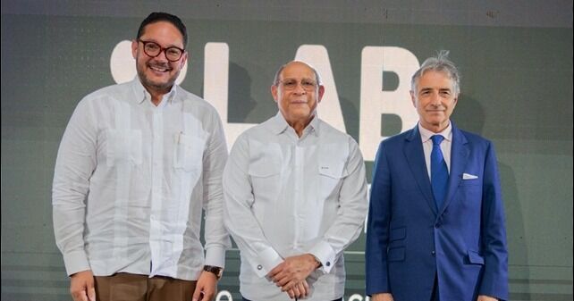 La UCE lanza LAB UCEMPRENDE, un laboratorio de innovación con respaldo del BID Lab y la Unión Europea