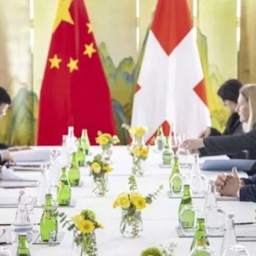 Estados Unidos y China alcanzan un acuerdo histórico para frenar la guerra de aranceles