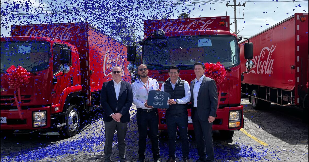 Corporación Proauto realizó la entrega oficial de una nueva flota de vehículos a Arca Continental