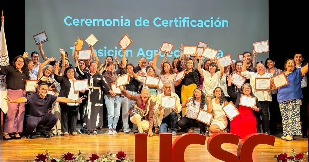 UCSC y SENCE certificaron en agroecología y marketing digital a productores de INDAP