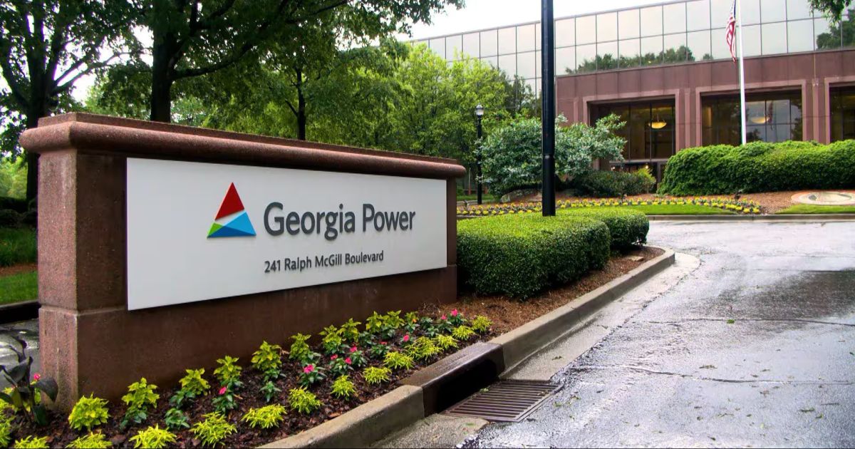 Reguladores estatales de servicios públicos aprueban el plan de Georgia Power para utilizar combustibles fósiles para alimentar los centros de datos