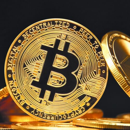 Bitcoin registra máximo histórico cercano a los 112,000 dólares