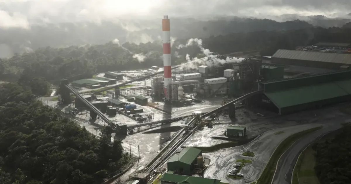 Panamá ordena a First Quantum poner fin a operaciones mineras