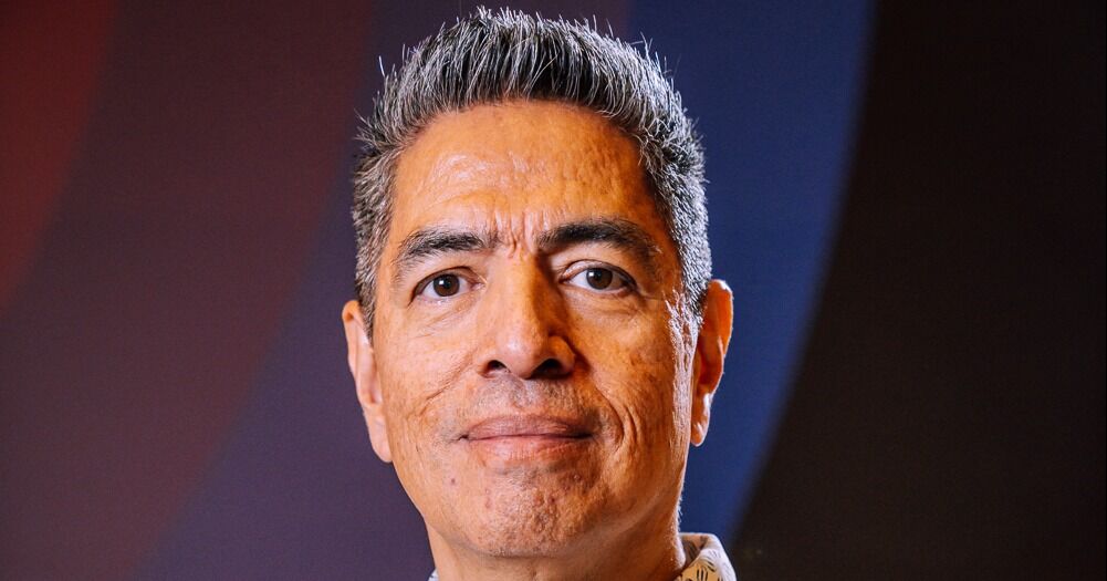 "Como líderes, debemos ser guardianes del equilibrio entre la eficiencia tecnológica y los valores humanos"