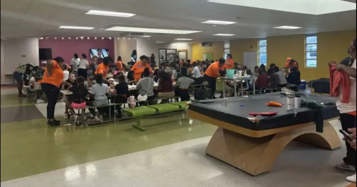 La Fundación Home Depot lanza un programa de oficios especializados de $10 millones para jóvenes