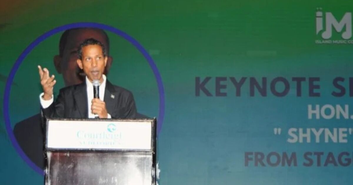 Shyne Barrow insta a los líderes caribeños a modelar la construcción de economías creativas en Jamaica