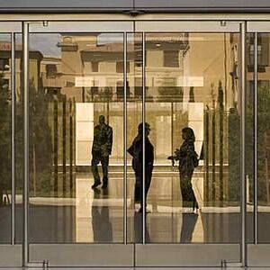 Fiduciary Glass Inc. amplía sus servicios de cristalería comercial en Nueva York