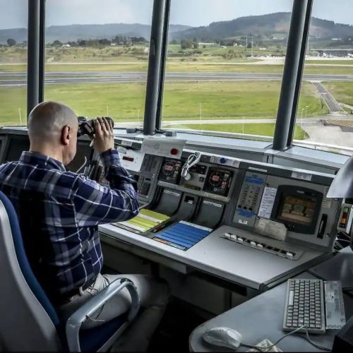 FAA reducir errores de controladores aéreos con mayores descansos