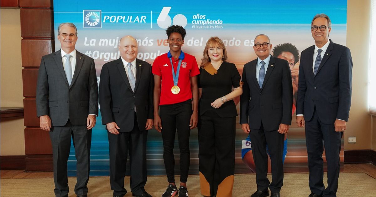 Marileidy Paulino visita la Torre Popular tras victoria en París 2024